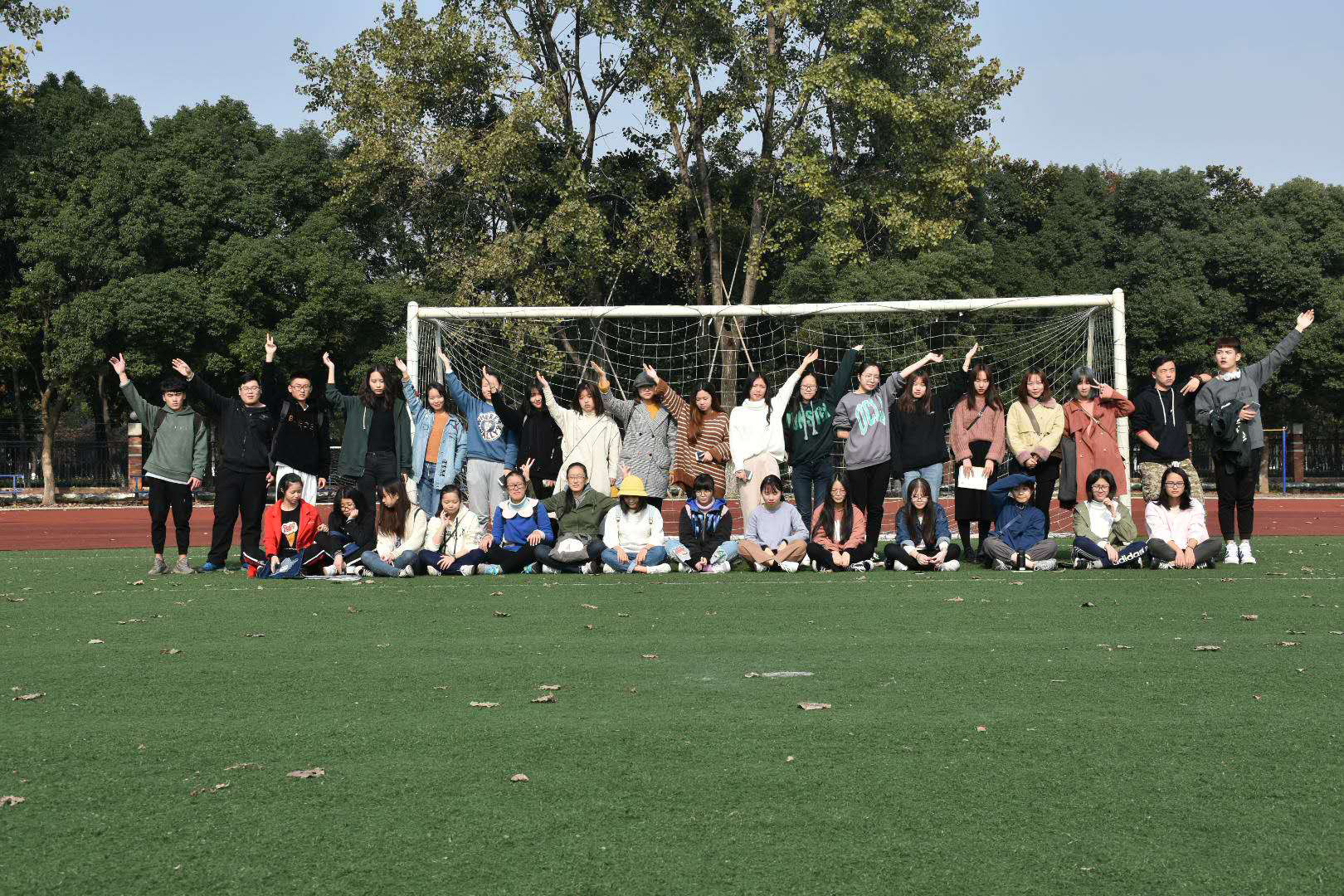 网络与新媒体162团支部